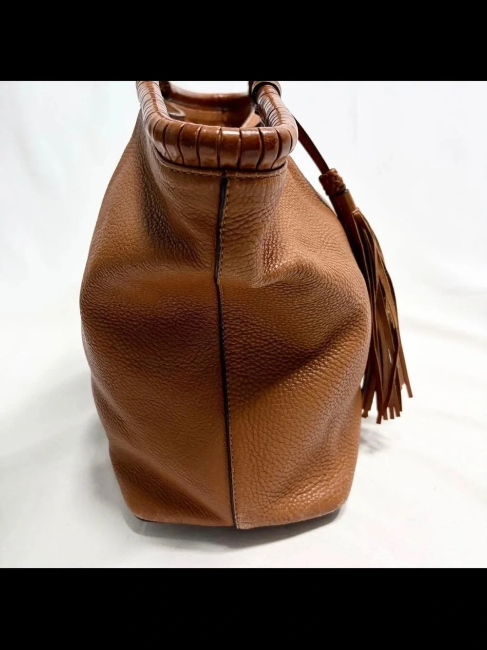 Tory Burch classic pebble